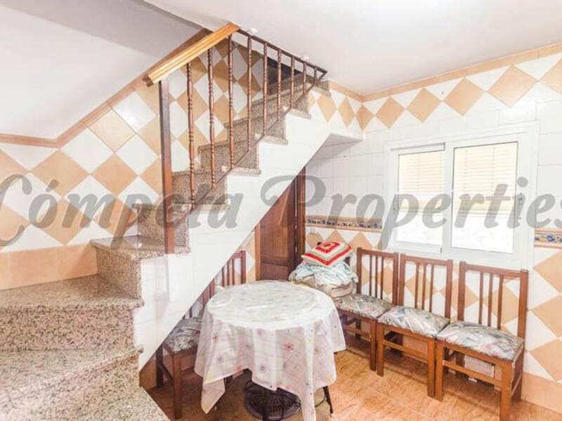 3 bedroom Townhouse for sale