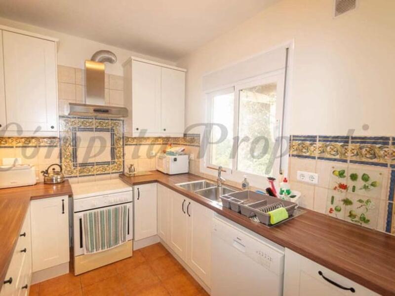 2 bedroom Country House for sale