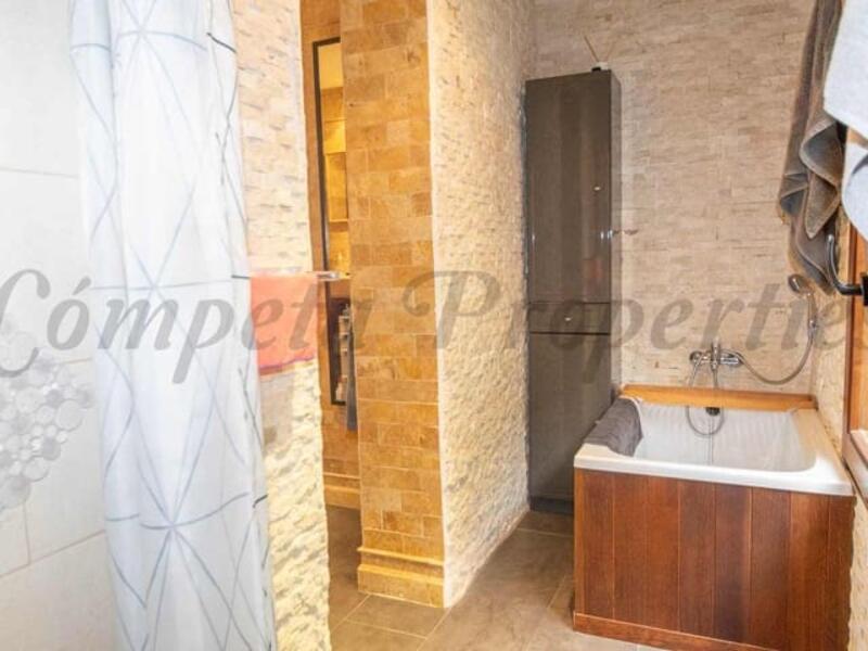 2 bedroom Country House for sale