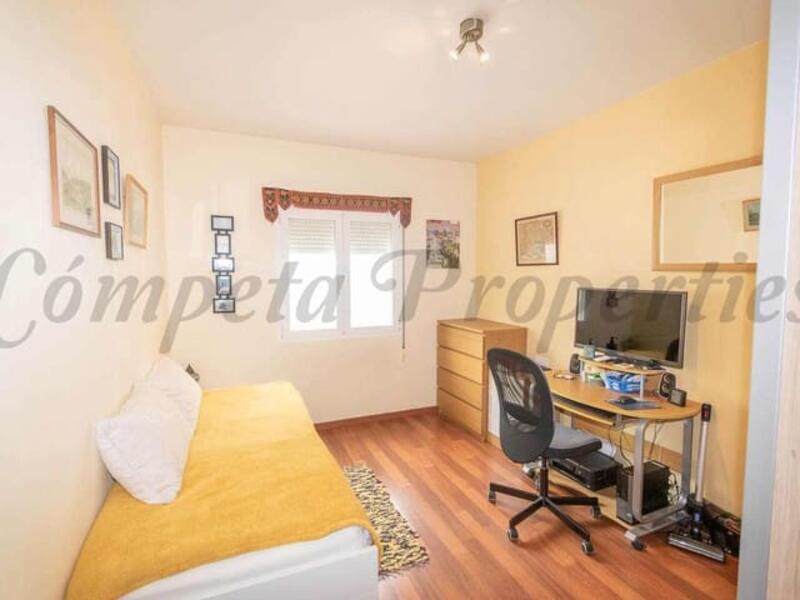 2 bedroom Country House for sale