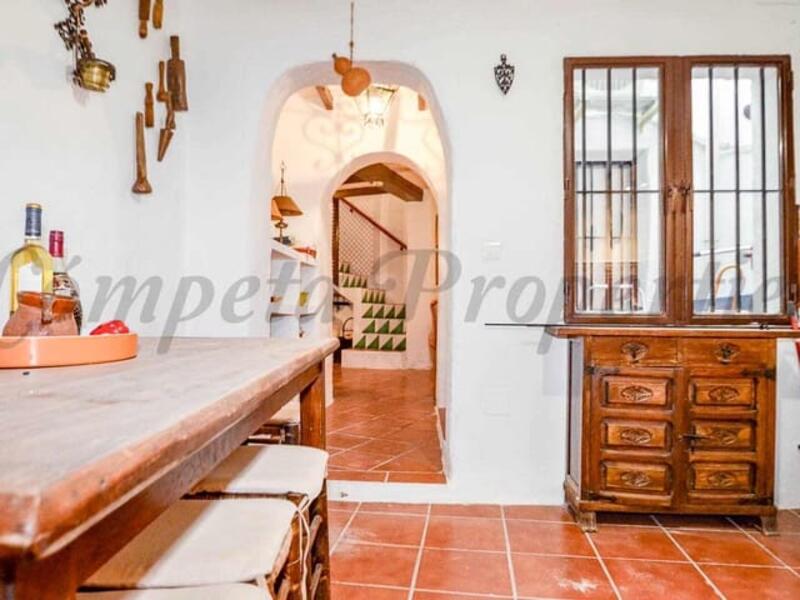 3 bedroom Townhouse for sale