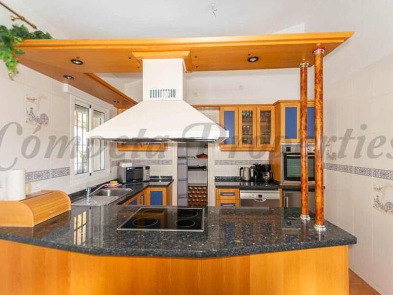 2 slaapkamer Villa Te koop 2 slaapkamer Villa Te koop