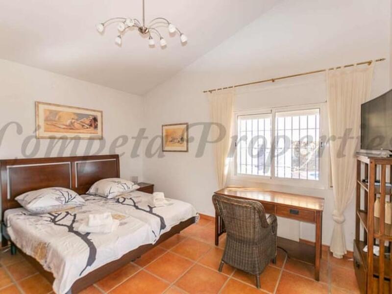 2 slaapkamer Villa Te koop 2 slaapkamer Villa Te koop