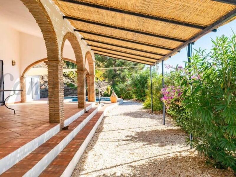 2 slaapkamer Villa Te koop 2 slaapkamer Villa Te koop