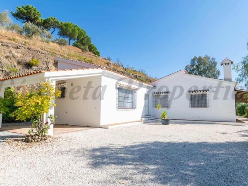 2 slaapkamer Villa Te koop 2 slaapkamer Villa Te koop