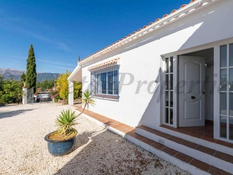 2 slaapkamer Villa Te koop 2 slaapkamer Villa Te koop