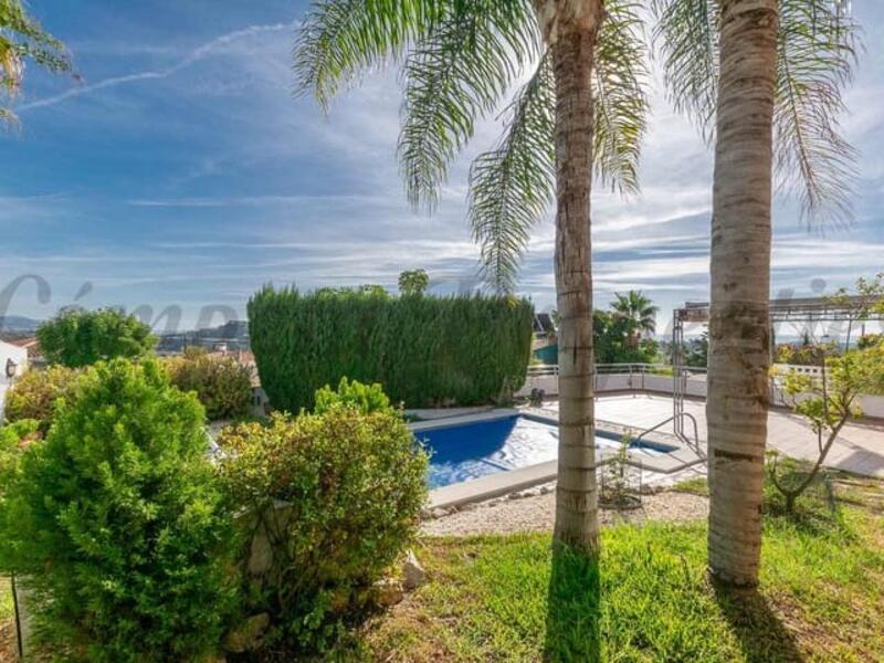 3 bedroom Townhouse for sale