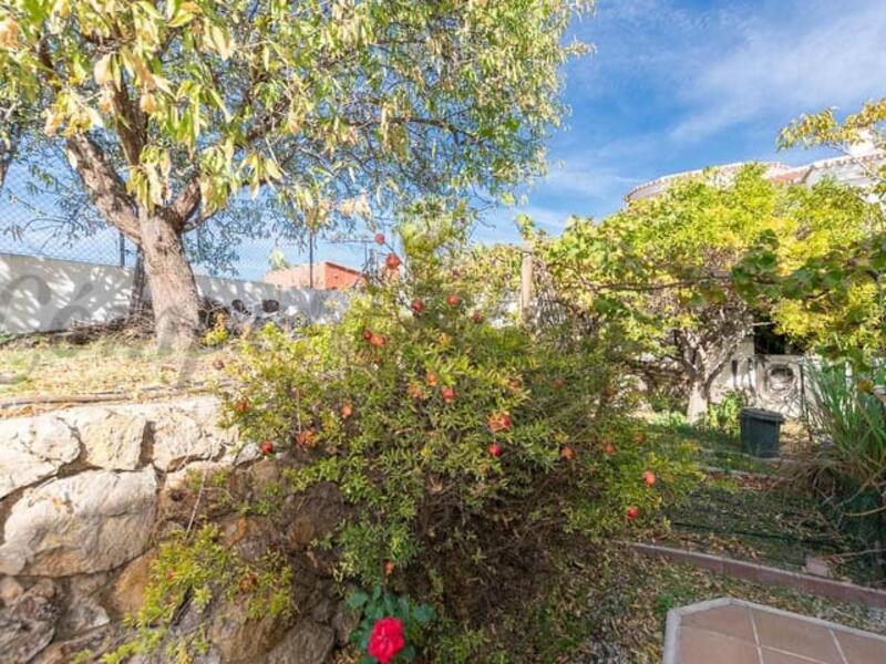 3 bedroom Townhouse for sale