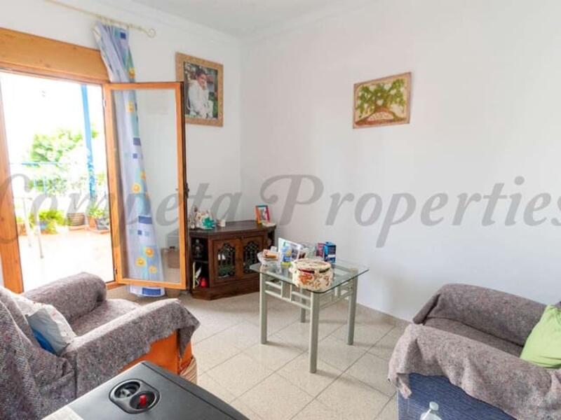 6 chambre Maison de Ville à louer à long terme 6 chambre Maison de Ville à louer à long terme