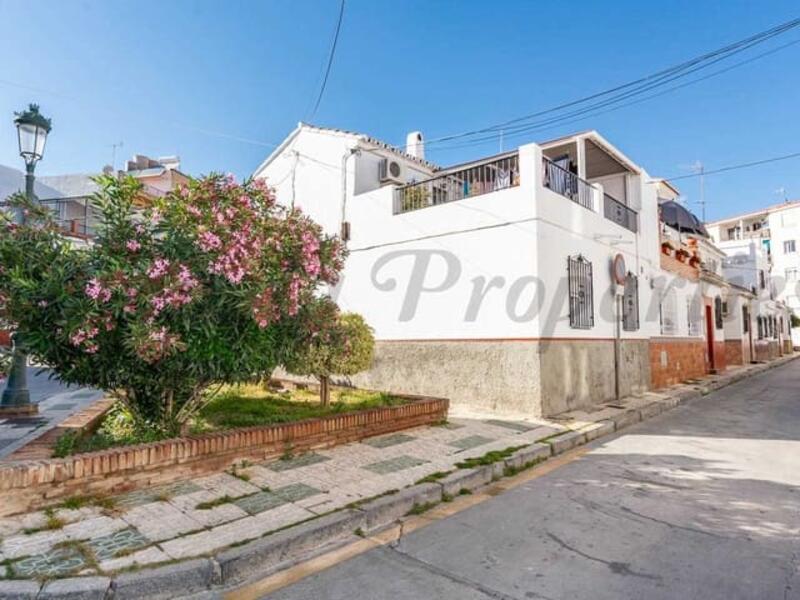 3 спальная комната городская тюрьма продается 3 спальная комната городская тюрьма продается