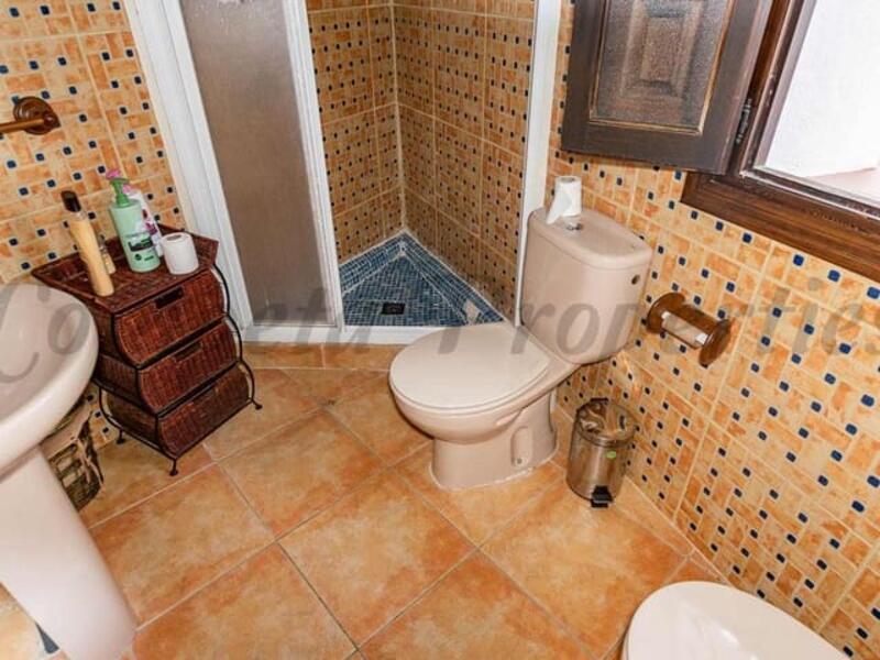 3 bedroom Townhouse for sale