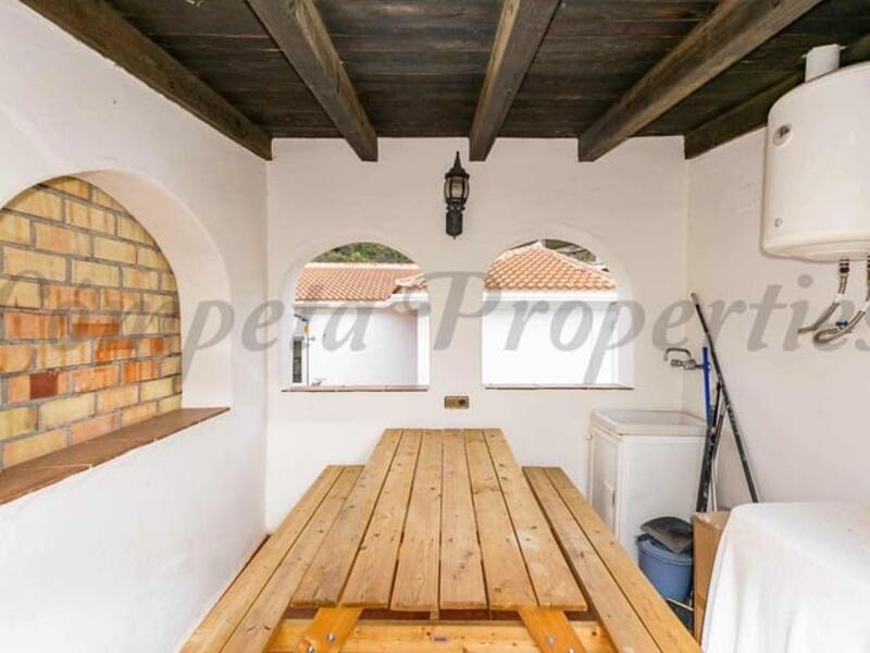 3 bedroom Townhouse for sale