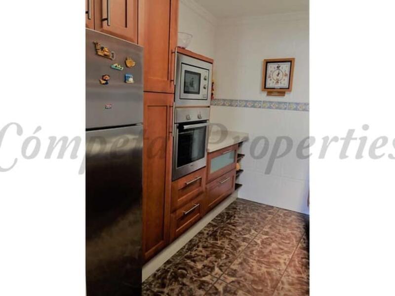 3 bedroom Townhouse for sale