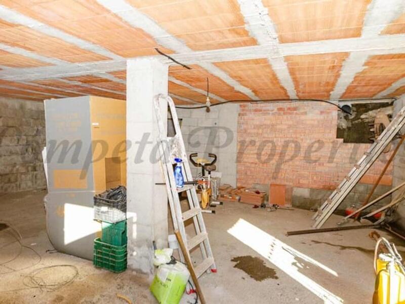 3 bedroom Townhouse for sale