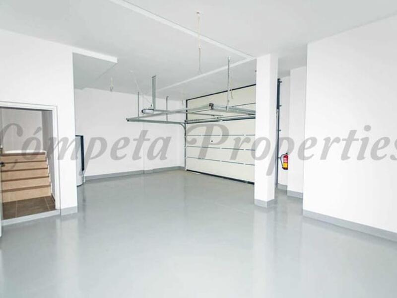 2 slaapkamer Gezinswoning Te koop