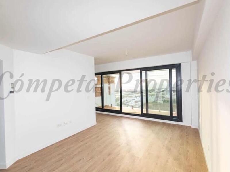 2 slaapkamer Gezinswoning Te koop