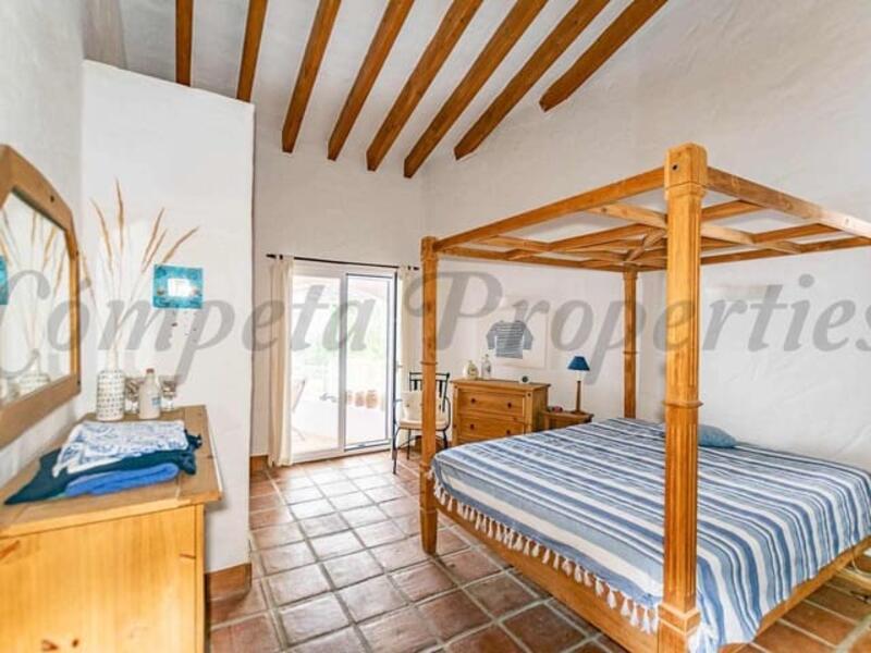 5 bedroom Villa for sale