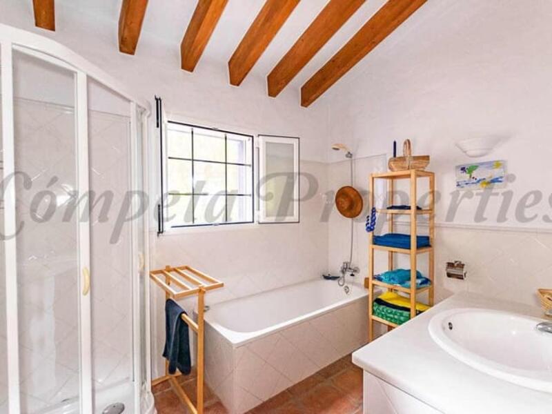 5 bedroom Villa for sale