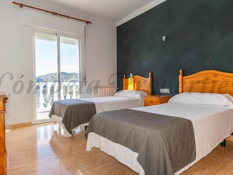 12 bedroom Commercial Property for Long Term Rent 12 bedroom Commercial Property for Long Term Rent