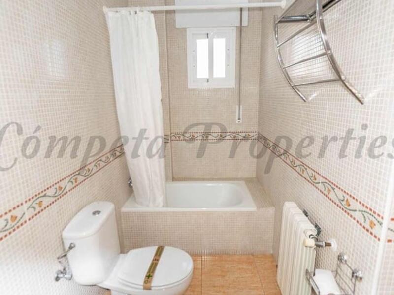 12 bedroom Commercial Property for Long Term Rent 12 bedroom Commercial Property for Long Term Rent