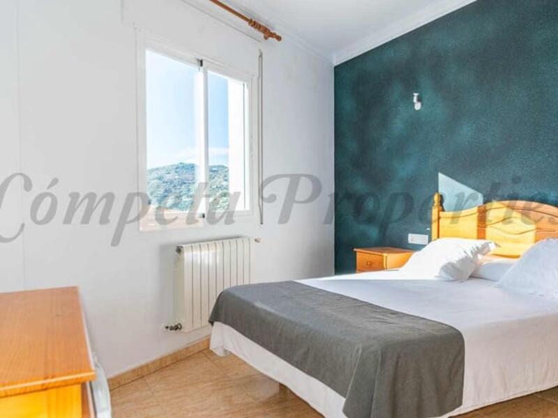 12 bedroom Commercial Property for Long Term Rent 12 bedroom Commercial Property for Long Term Rent