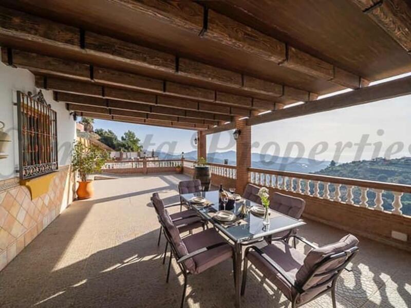 4 bedroom Country House for Long Term Rent 4 bedroom Country House for Long Term Rent