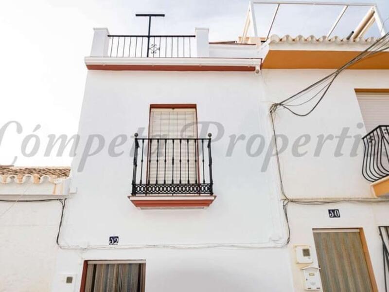 городская тюрьма продается в Torrox, Málaga