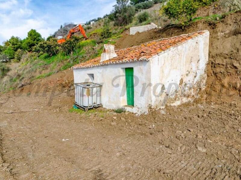 Деревенский Дом продается в Competa, Málaga