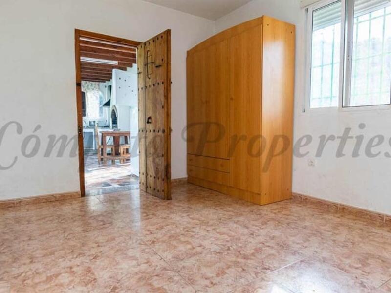 5 Schlafzimmer Villa zu verkaufen 5 Schlafzimmer Villa zu verkaufen