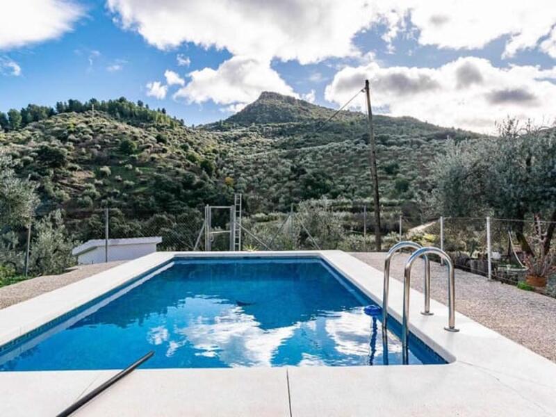 5 Schlafzimmer Villa zu verkaufen 5 Schlafzimmer Villa zu verkaufen