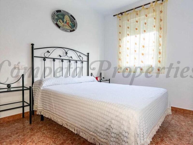 5 Schlafzimmer Villa zu verkaufen 5 Schlafzimmer Villa zu verkaufen