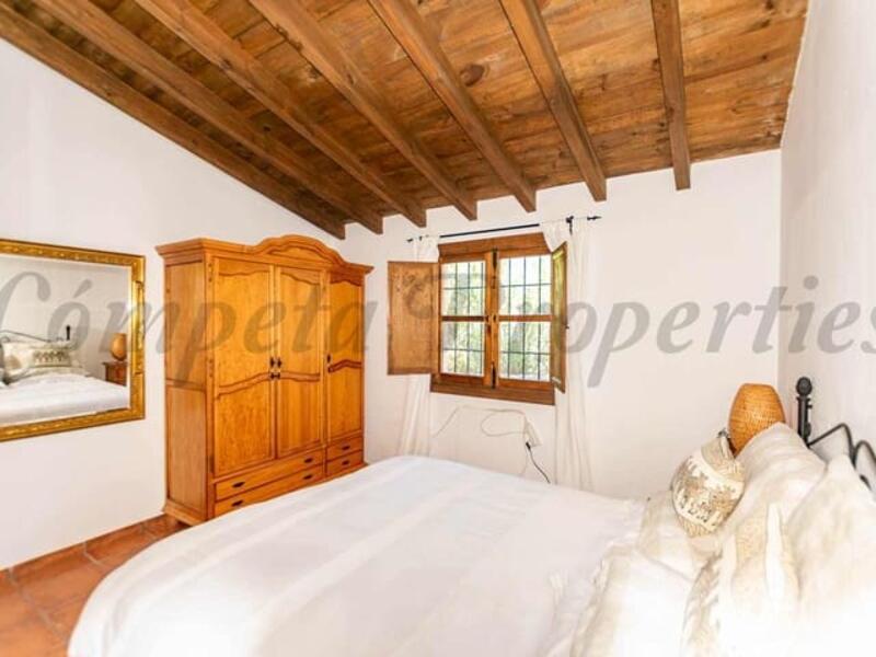 3 bedroom Country House for sale