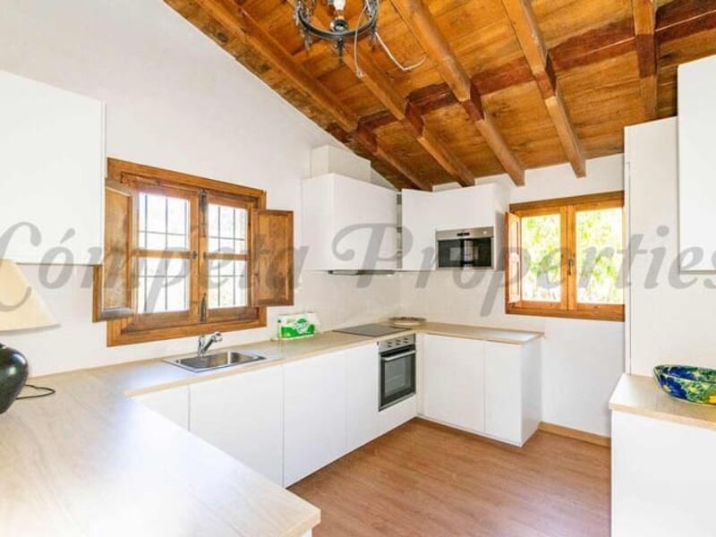 3 bedroom Country House for sale