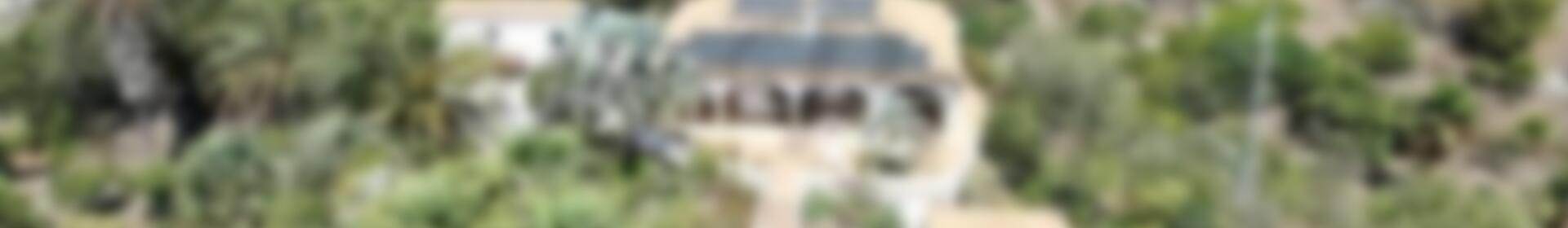 4 спальная комната вилла продается