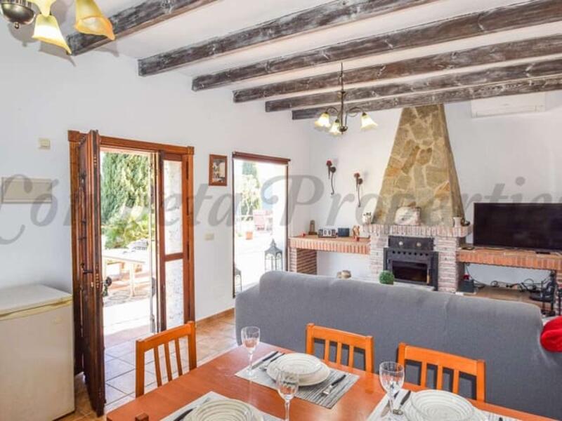 2 bedroom Country House for Long Term Rent