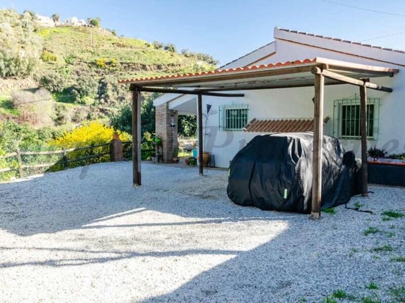 3 bedroom Country House for sale