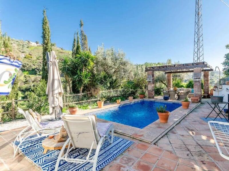 3 bedroom Country House for sale