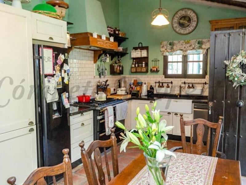 3 bedroom Country House for sale