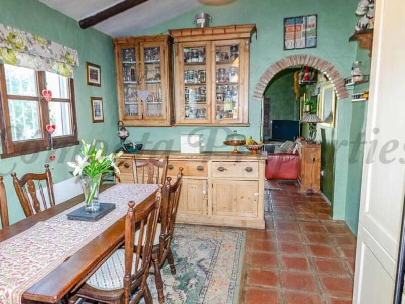 3 bedroom Country House for sale
