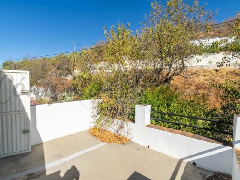 4 bedroom Country House for sale