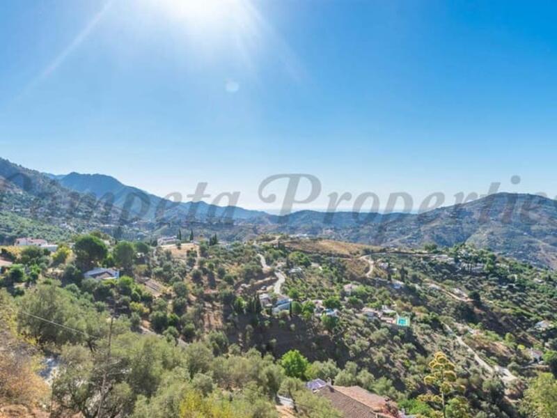 4 bedroom Country House for sale