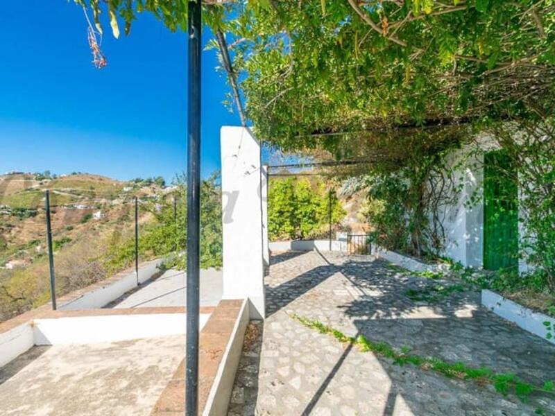 4 bedroom Country House for sale