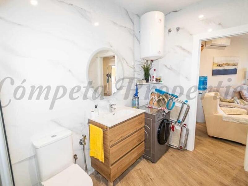 1 bedroom Apartment for Long Term Rent