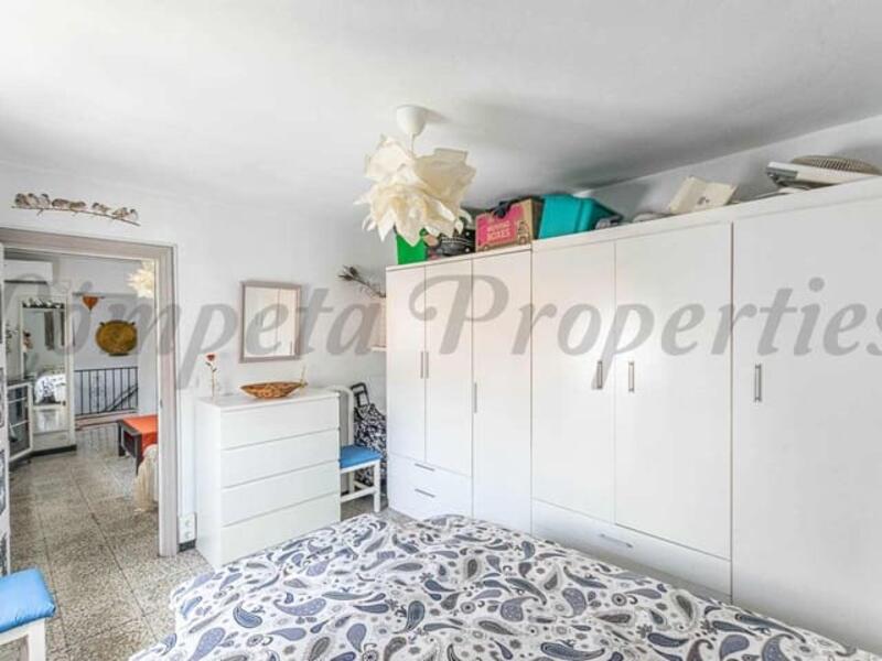 1 bedroom Townhouse for sale