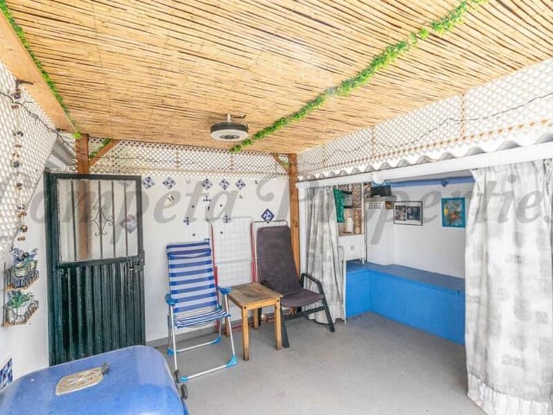 1 bedroom Townhouse for sale