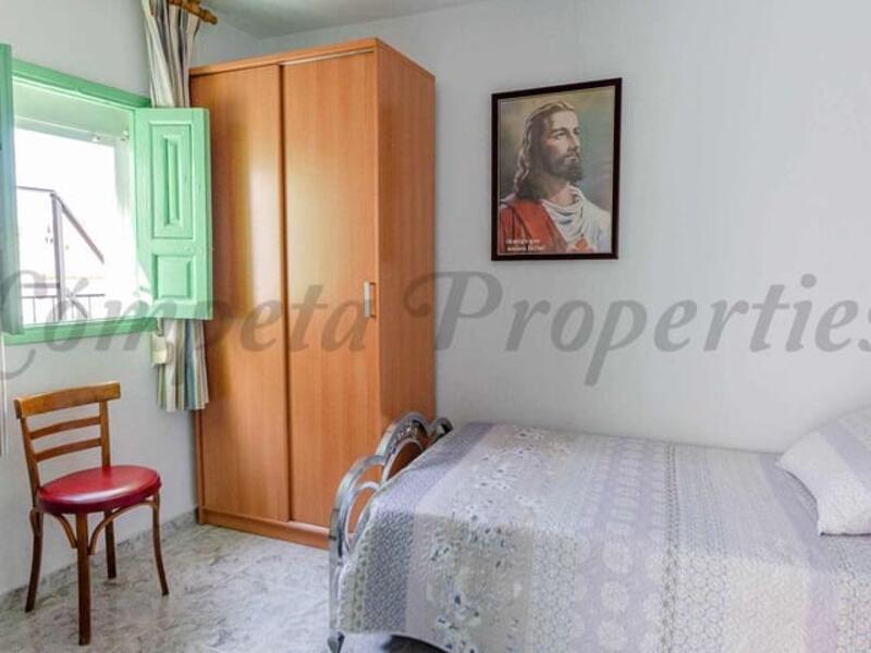 2 bedroom Townhouse for sale