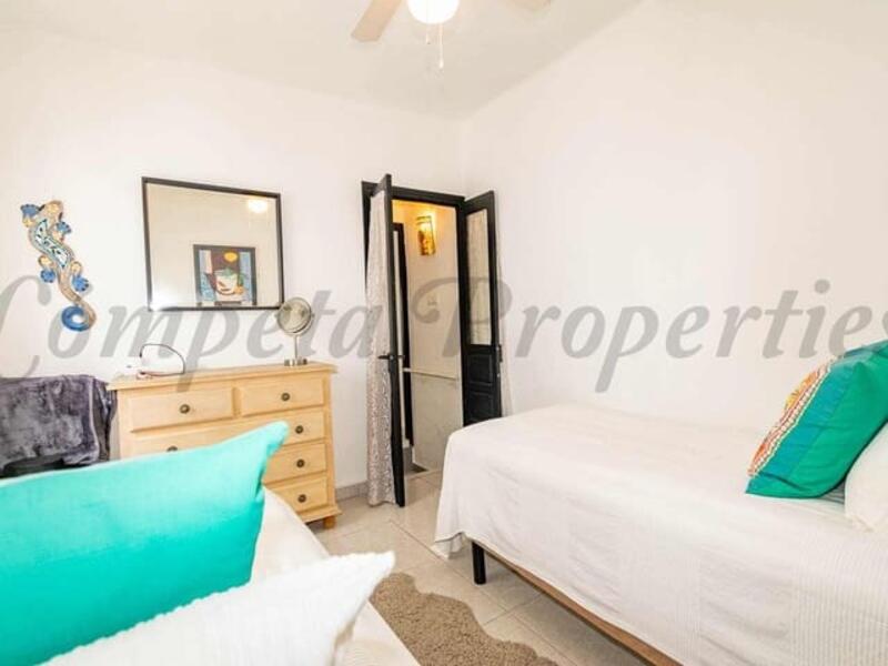 2 bedroom Townhouse for sale