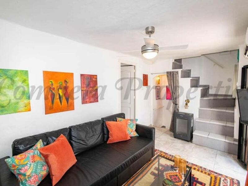 2 bedroom Townhouse for sale