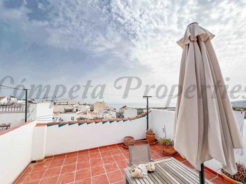 Townhouse for Long Term Rent in Nerja, Málaga