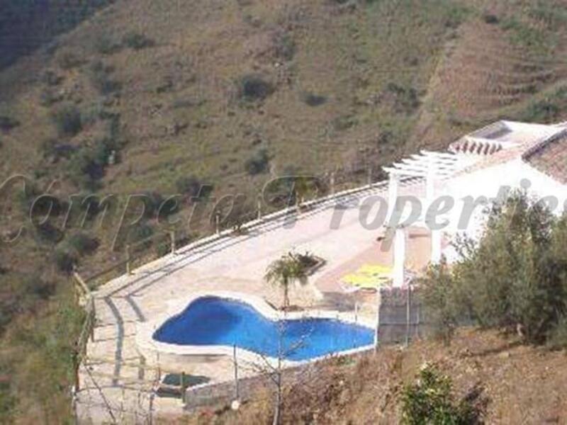 2 slaapkamer Landhuis voor lange termijn huur